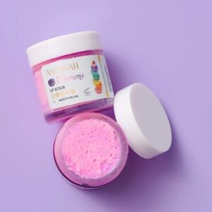 Aminnah Lip Scrub (Macaroon)